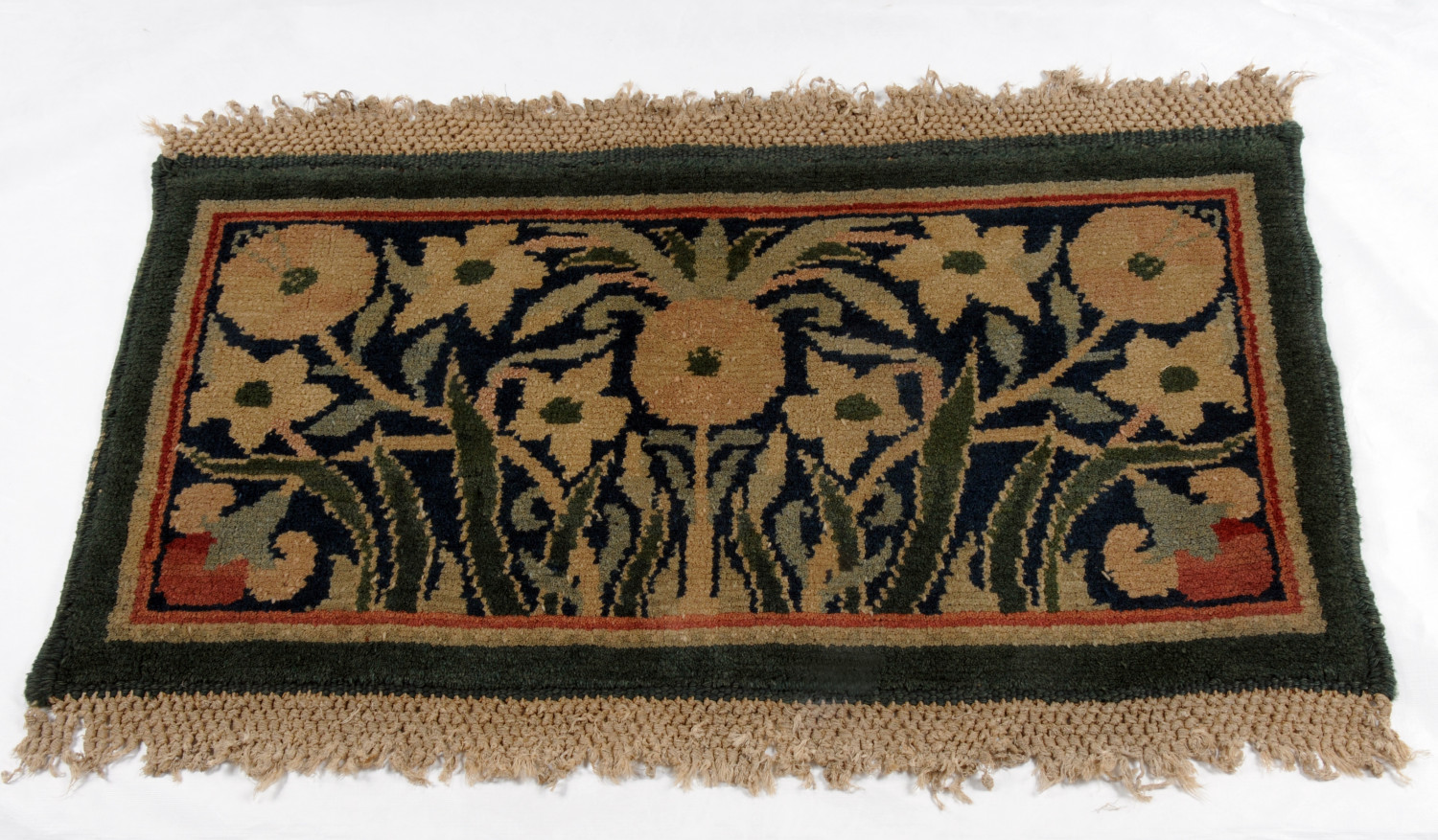 Arts and Crafts Carpets 芸術 工芸 ウィリアムモリス Vintage Arts & Crafts Rug Rare Art Nouveau Rug William